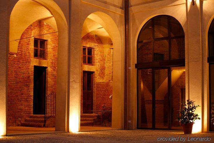 Готель Relais Palazzo Paleologi Sec.Xiv Lu (Piedmont) Екстер'єр фото